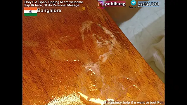 KingCobraClassy live sex cam