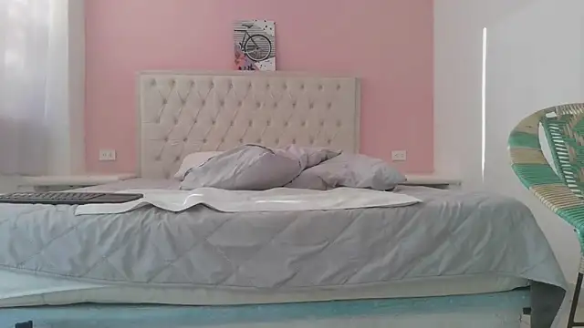 Gabycutee live sex cam