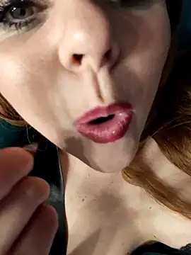 Juicy_PeachLux live sex cam