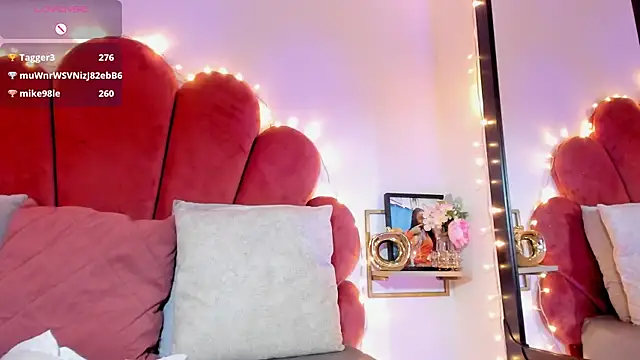 Venuswilds's cam snapshot