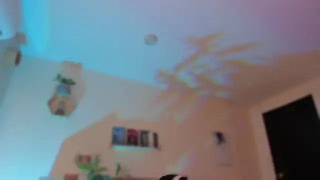 YariRose's cam snapshot