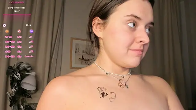 ThelmaJusto live sex cam