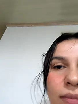 Daniela-rosee's cam snapshot