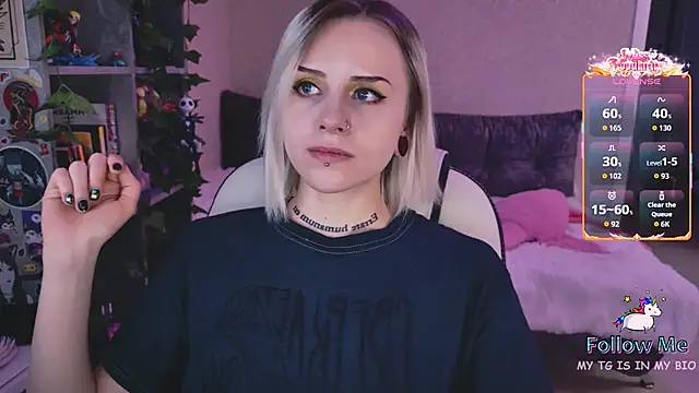 NaniMoore live sex cam