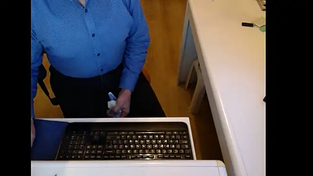 dutchpornking's cam snapshot