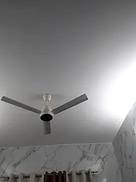 QUEEN-ADITI's cam snapshot