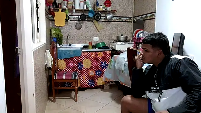 Boycuriousxxx live sex cam