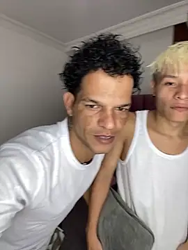 MaxyRyan live sex cam