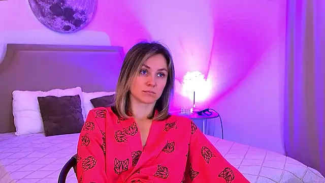 EmeraldGlow's cam snapshot