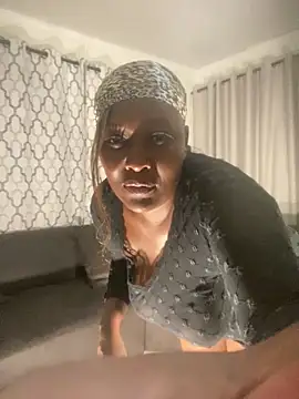 Cardiebae89's cam snapshot