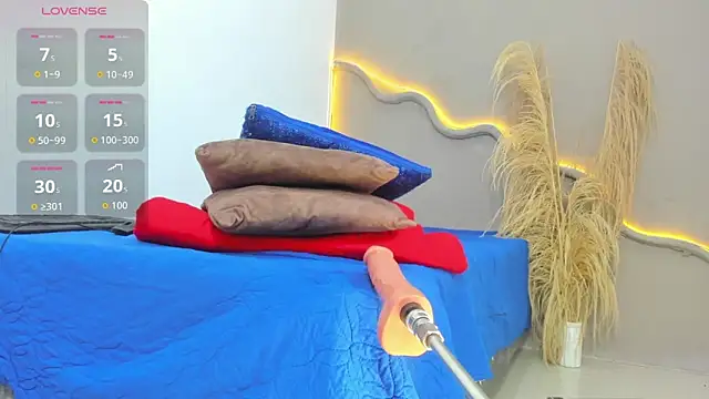 Emma_31's cam snapshot