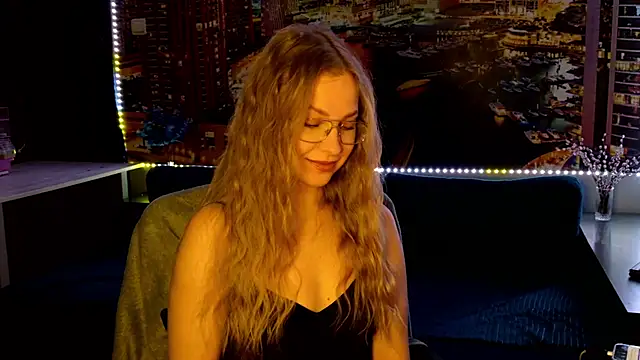 pusyavykusya's cam snapshot