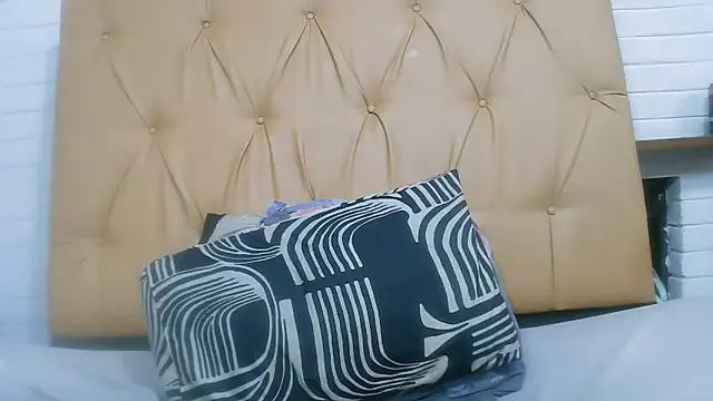 Ladyxx21's cam snapshot