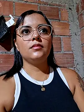 Naugthy-Mey live sex cam