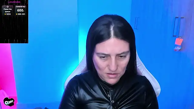 Saskyaa's cam snapshot