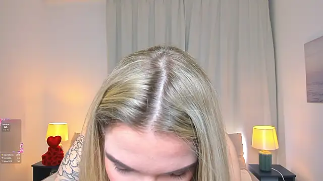 SinLuna_ live sex cam