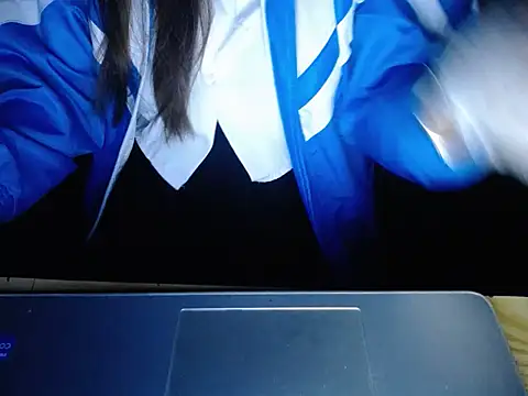 maian_love's cam snapshot