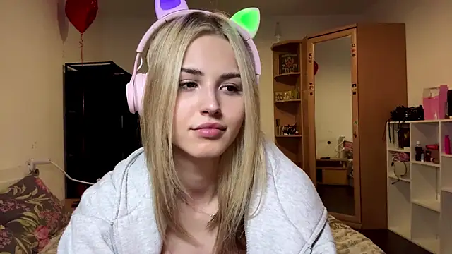 Evva_mayy live sex cam