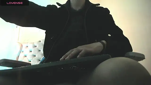 Fieramadame's cam snapshot