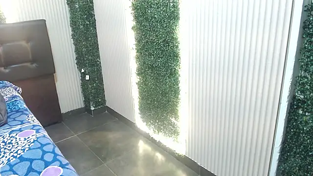 violet_angel13's cam snapshot