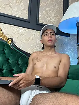 Mister_Obsession live sex cam