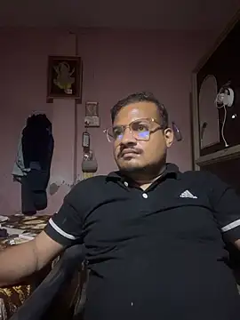 Saxymood1111's cam snapshot