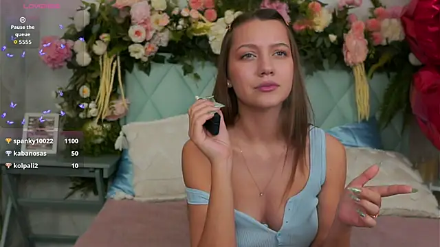 AliceBrayan's cam snapshot