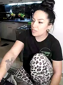 hot-babygirl live sex cam