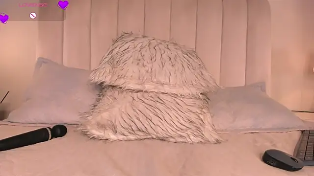 Melanie_hillz's cam snapshot