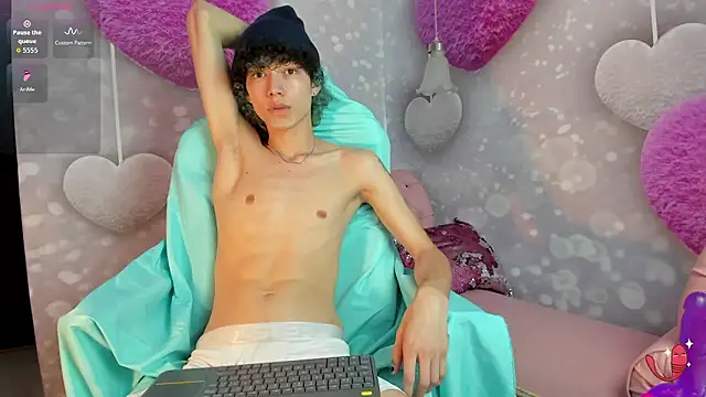 thanier_18 live sex cam