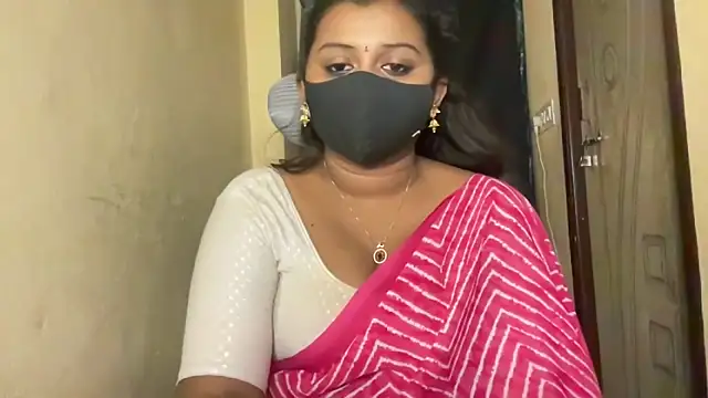 Tanuja-Sexy's cam snapshot