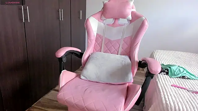 kendal_hot01 live sex cam