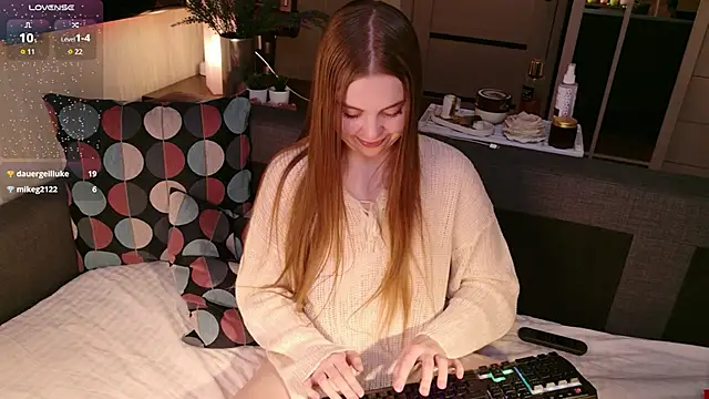 bratwifelina's cam snapshot