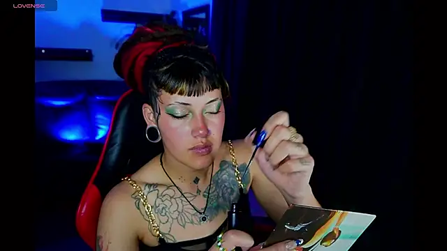 _sharlotte777's cam snapshot