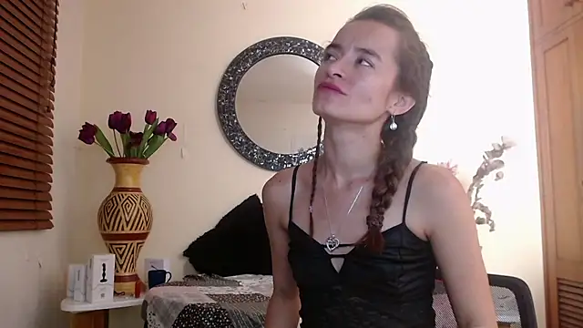 NicoleSantana live sex cam