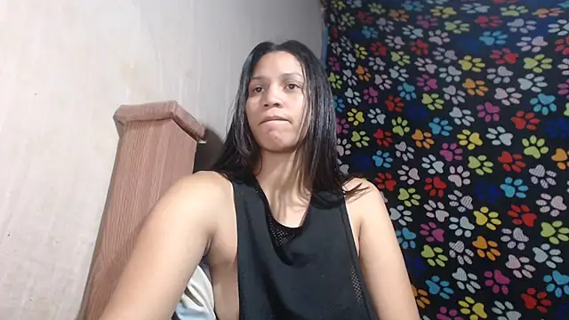 ELIZABET2-'s cam snapshot