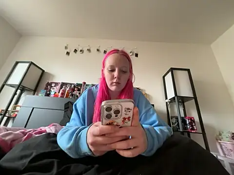 pinkhairfun16's cam snapshot