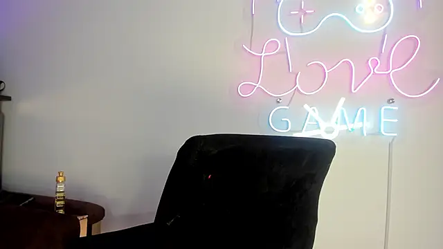 Rpoolrboy live sex cam