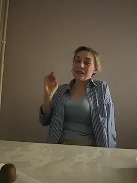 CarmenBlues_'s cam snapshot