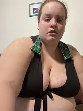 bbq-queen's cam snapshot