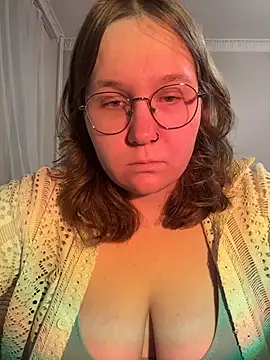 jullythefatty's cam snapshot