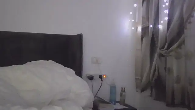 maayanlevi2 live sex cam