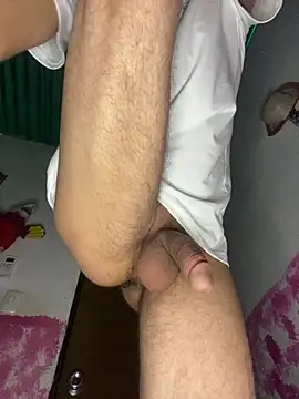 Pingasaboy20 live sex cam