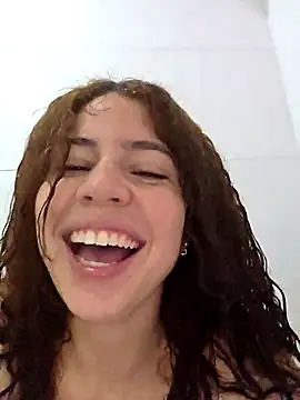 dani_ferreer1's cam snapshot