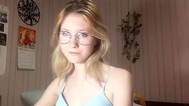 RunawayBr1de's cam snapshot