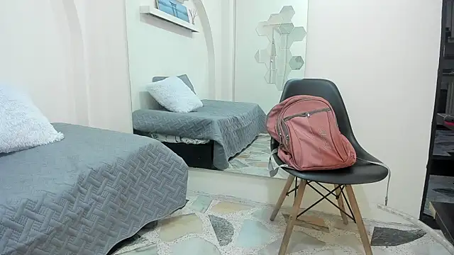 alicee__whitee's cam snapshot