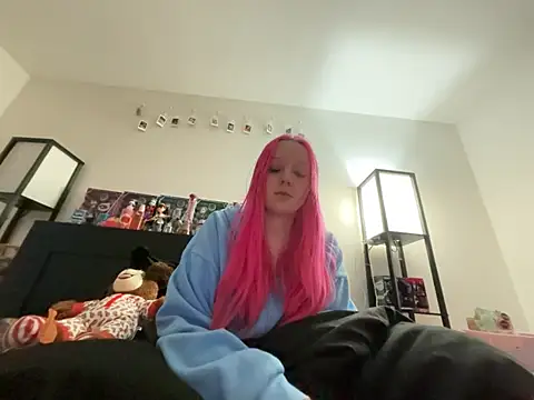 pinkhairfun16's cam snapshot