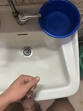 Unique-Man live sex cam