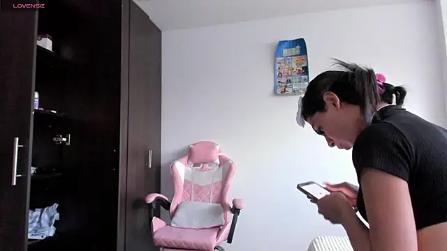 kendal_hot01 live sex cam