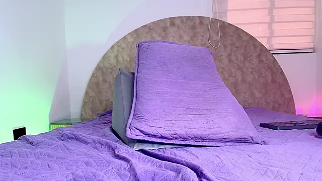 anisha_x's cam snapshot